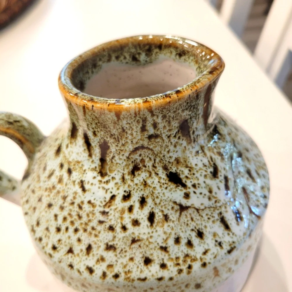 UNIQUE HANDMADE CERAMIC CARAFE AND BLOOMER SET